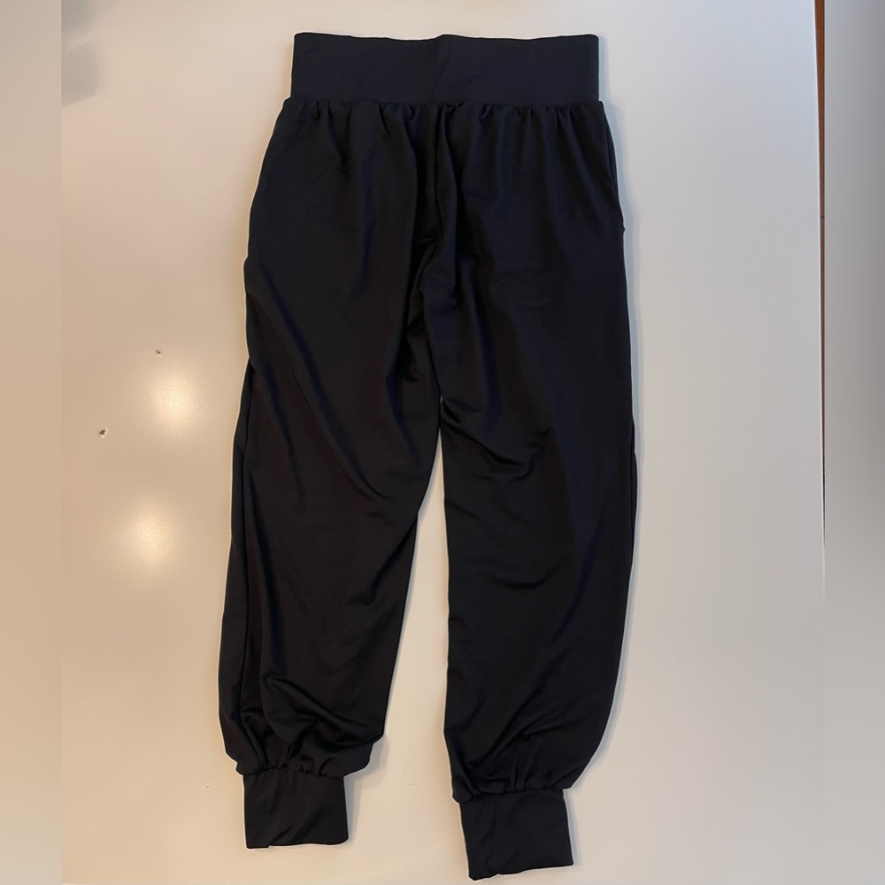 Hello Gorgeous pants size 7/8.